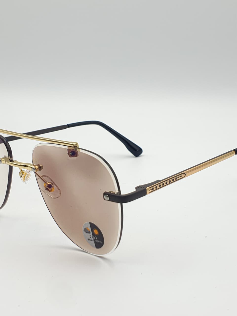 Transition Grey – Rimless Sunglasses